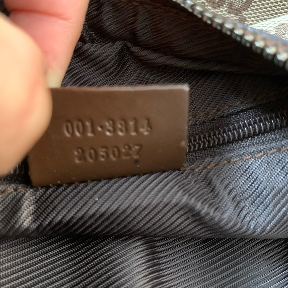 Vintage Gucci Canvas GG Shoulder Bag. - Picture 4 of 17